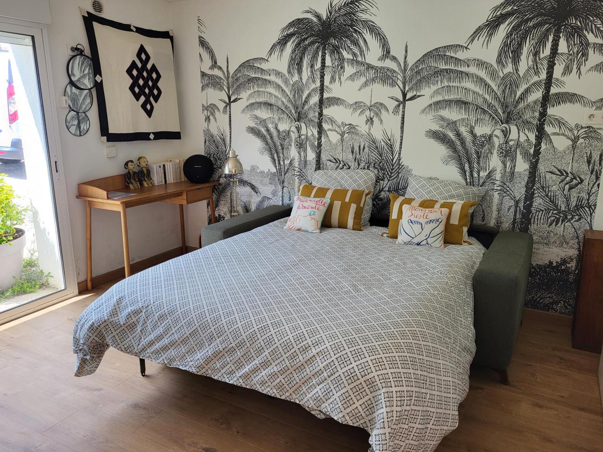 Studio Independant Avec Terrasse A Juan Les Pins Антиб Экстерьер фото